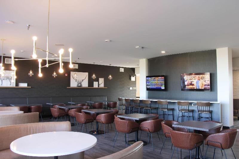 Best Western Plus Winkler 4