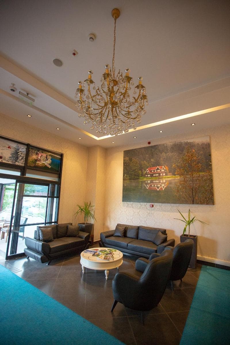 Highway Otel 4