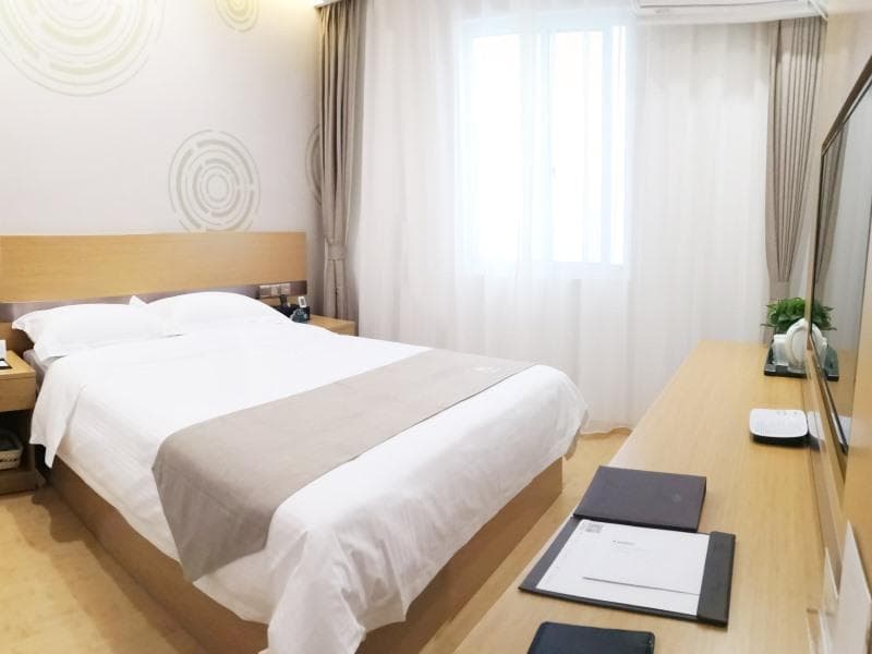 Greentree Inn Shanghai Jinshan District Wanda Plaza Longhao Road Express Hotel (Adults Only) 3