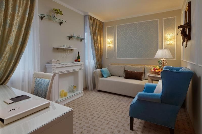Honour And Grace Hotel 3