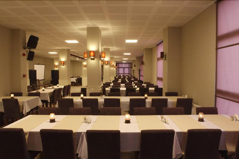 Fayton Hotel main