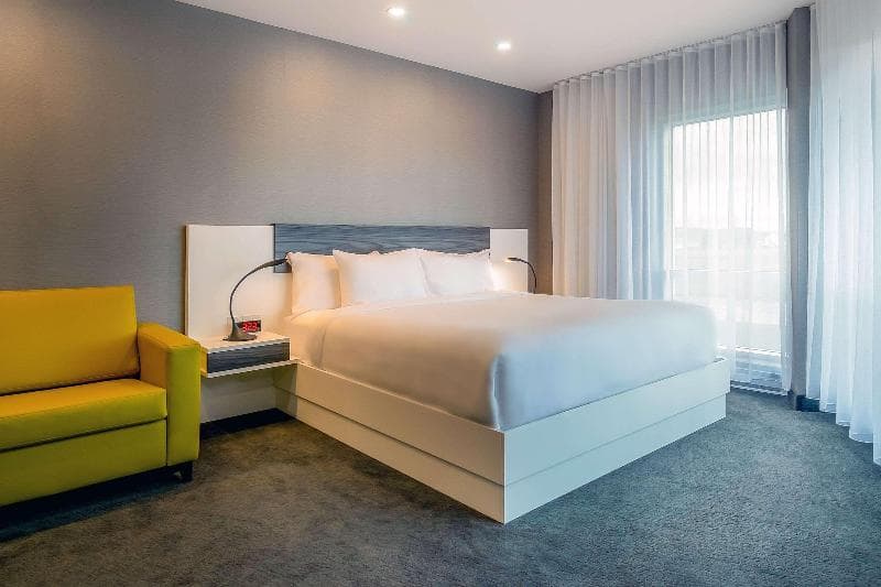 Quality Inn & Suites 4