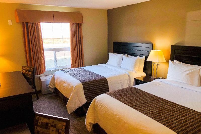 Econo Lodge 2