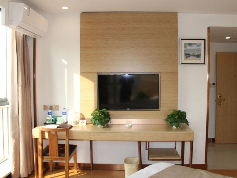 Greentree Inn Shanghai Minhang Beiqiao Subway Stat photo 1