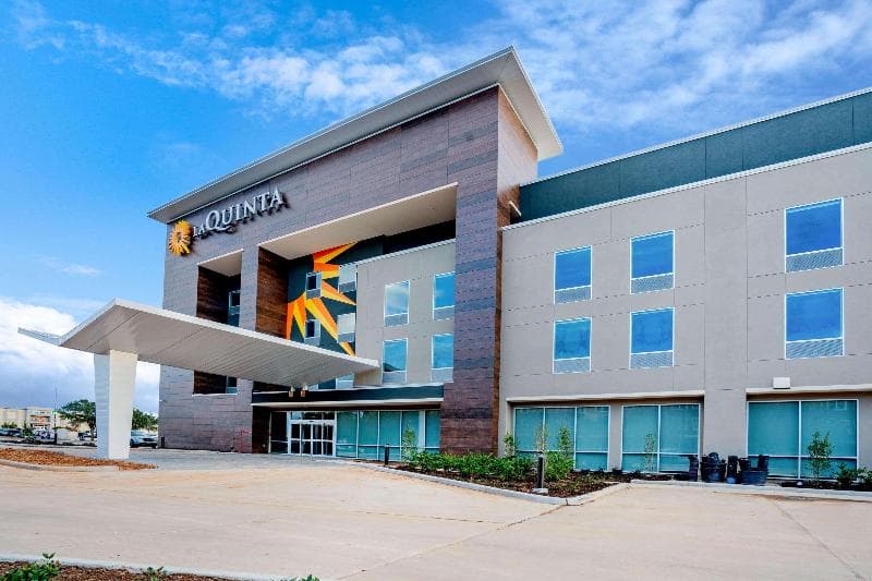 La Quinta Inn & Suites by Wyndham Katy 5