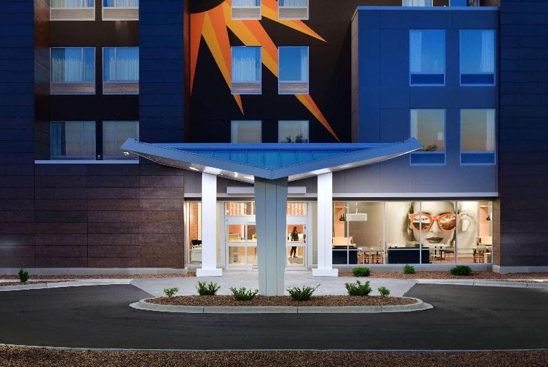 La Quinta Inn & Suites by Wyndham Wisconsin Dells 2