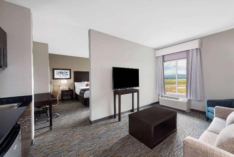 Wingate By Wyndham Seatac Airport 5