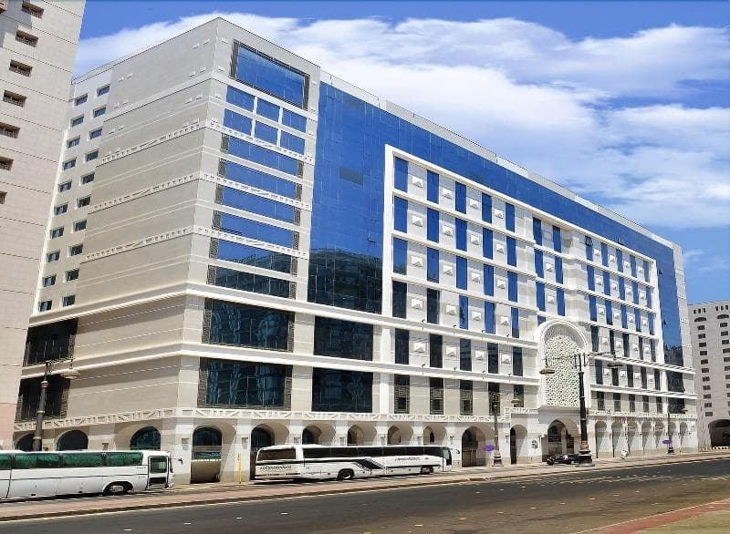 Nozol Royal Inn Hotel 4