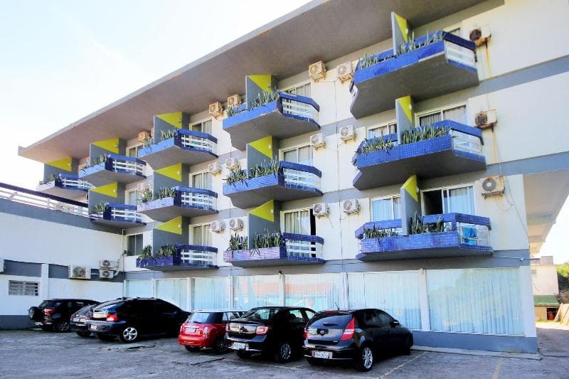 Cris Hotel 4
