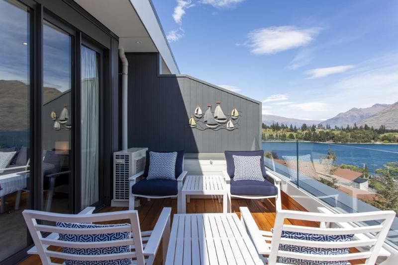 Ramada By Wyndham Queenstown Central 3