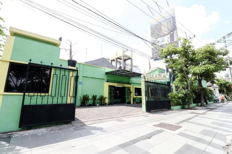 Hotel Cemara Surabaya 3
