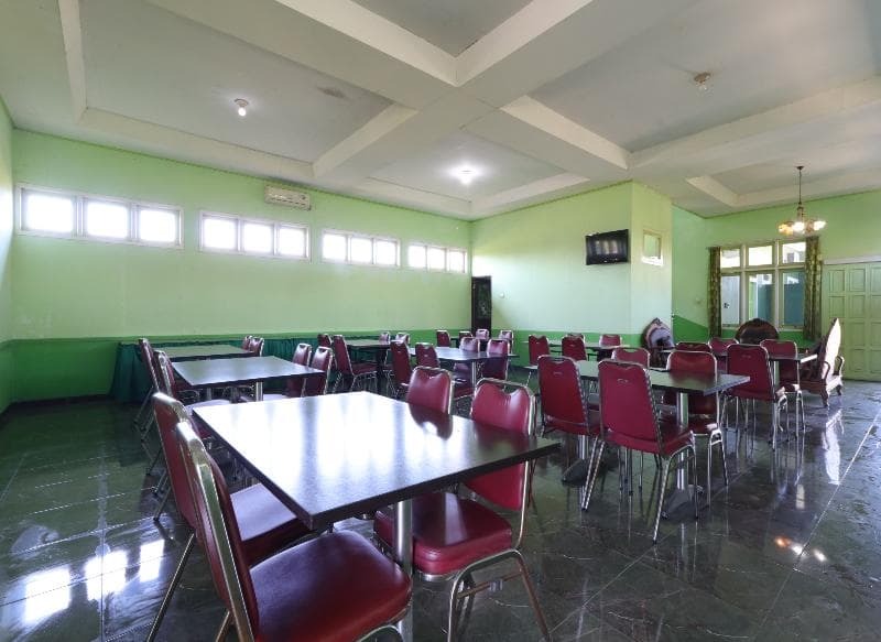 Cantik Hotel 5