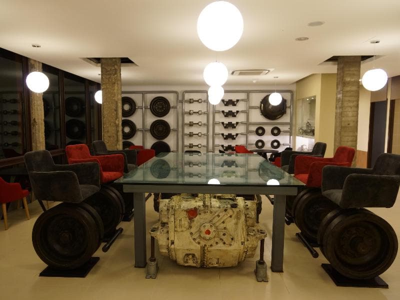 823 Tourist Hotel main