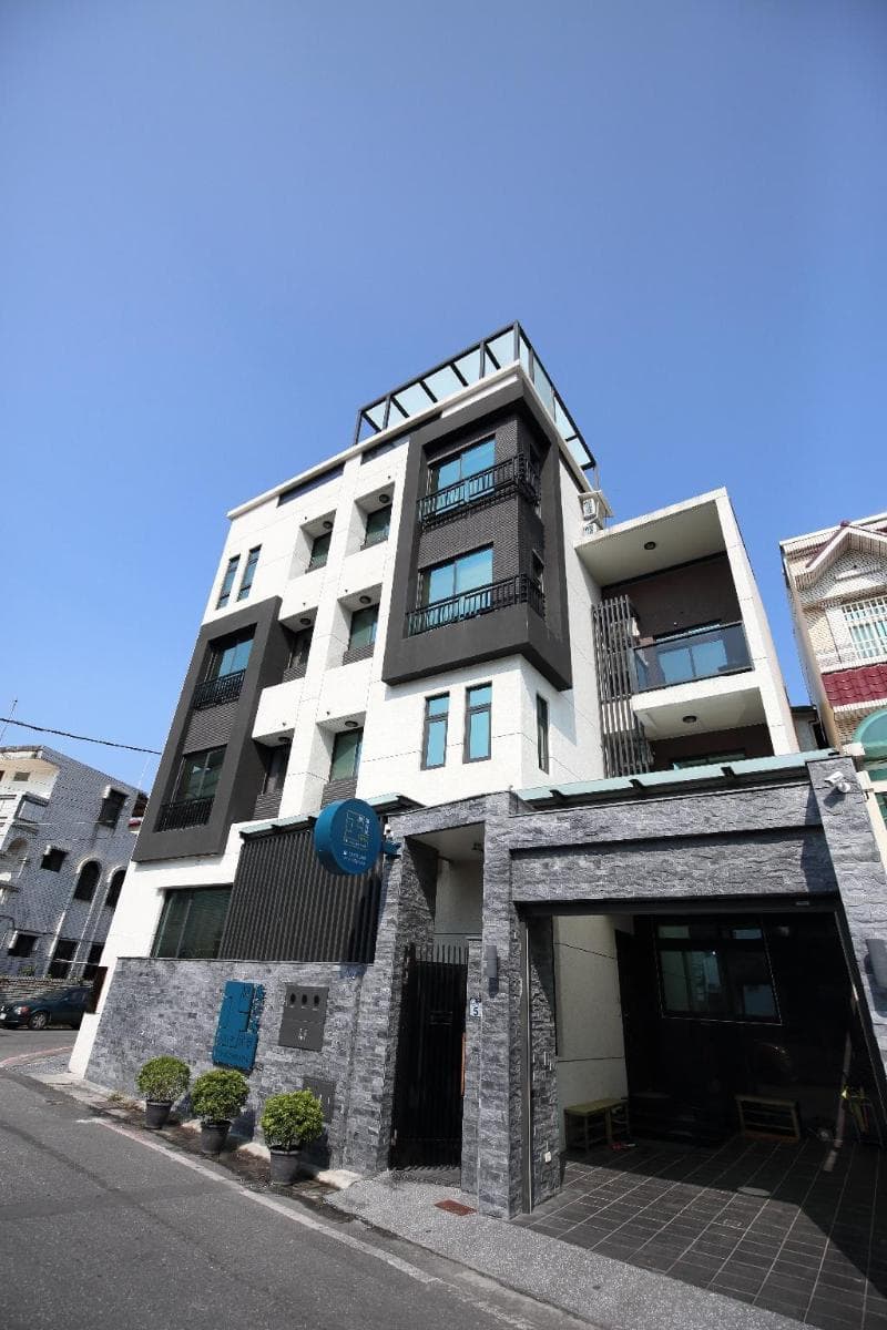 52 Travelers Home 3