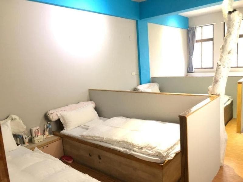 A Good Man's Hostel (Adults Only) 4