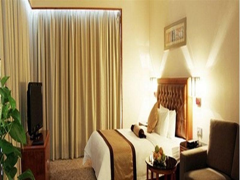Yihao International Hotel 2