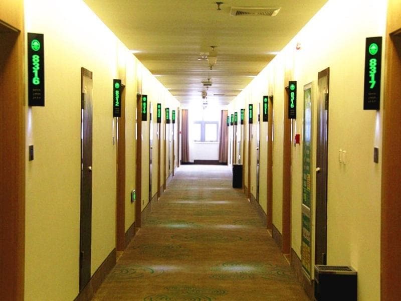 GreenTree Inn Luoyang Train Station Zhuangyuanhong RoadHotel 2