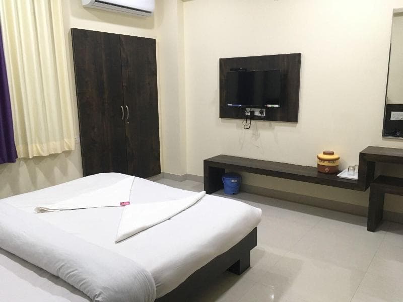 Hotel Shree Pratham Milan 2