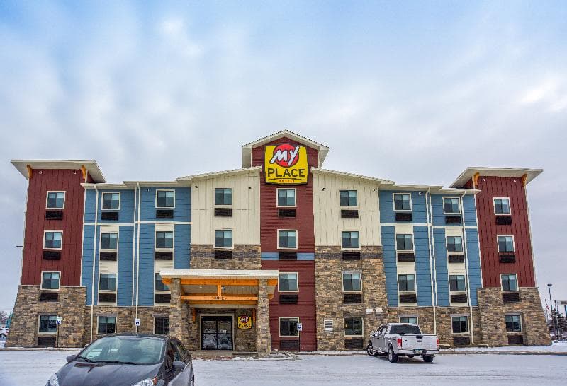 My Place Hotel Shakopee 3