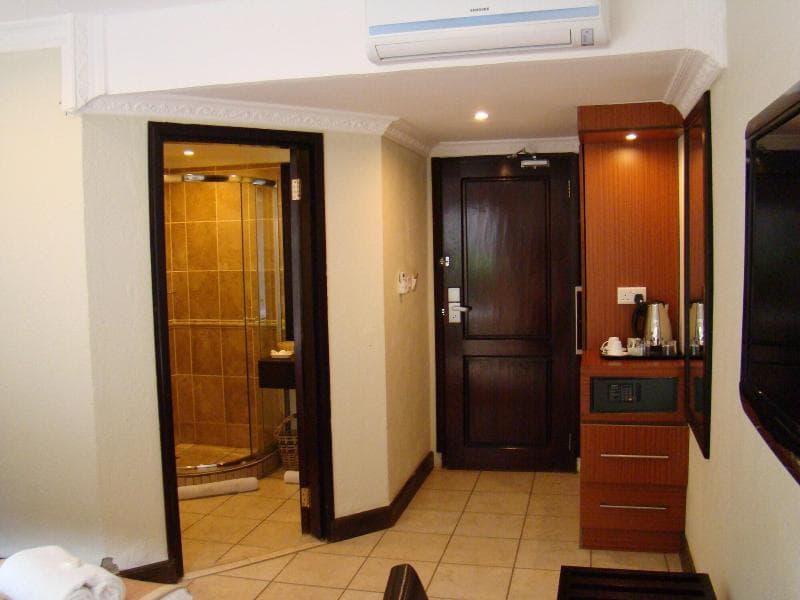 Zawadi House 4