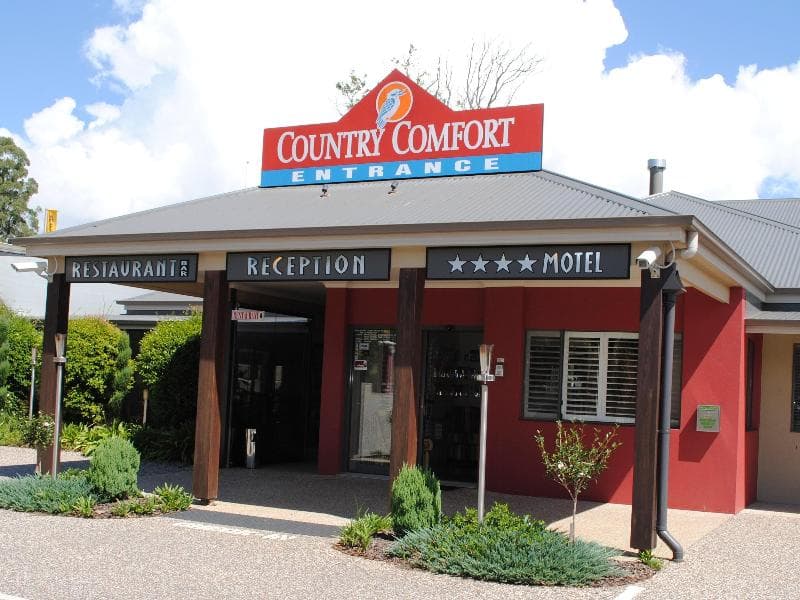 Country Comfort Highfields Motel main