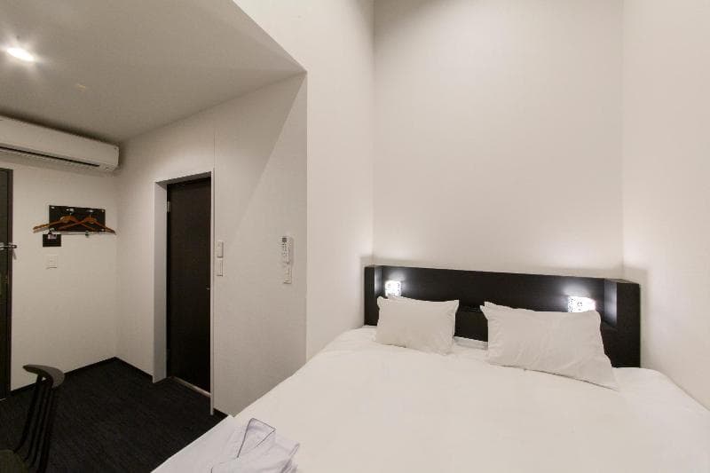 Hotel Trad Replay 4