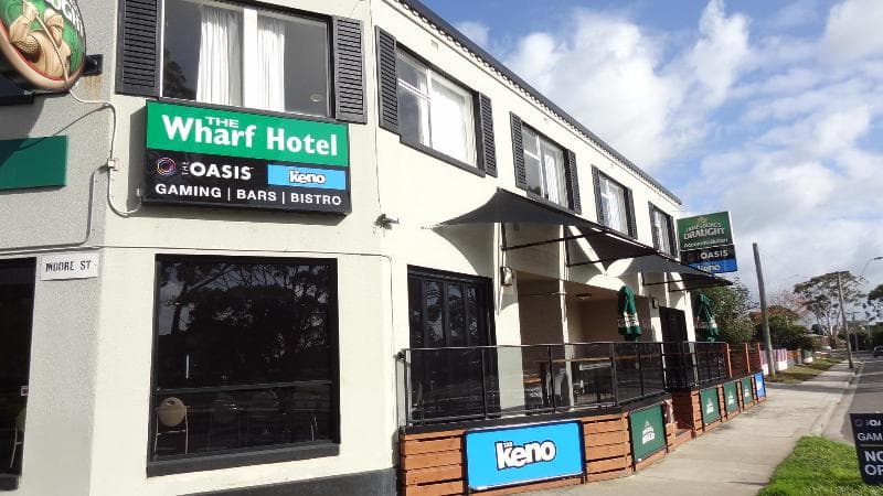 The Wharf Hotel Wynyard 2