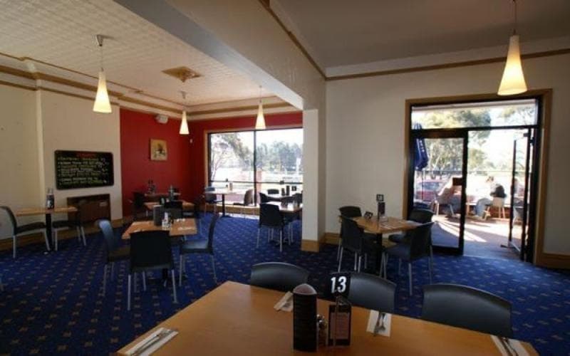 The Wharf Hotel Wynyard 3