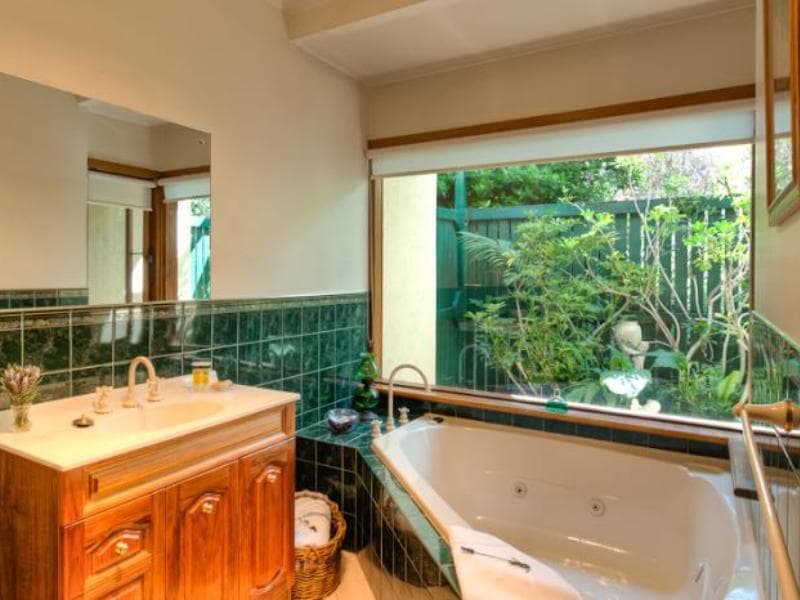 Country Pleasures Bed & Breakfast main