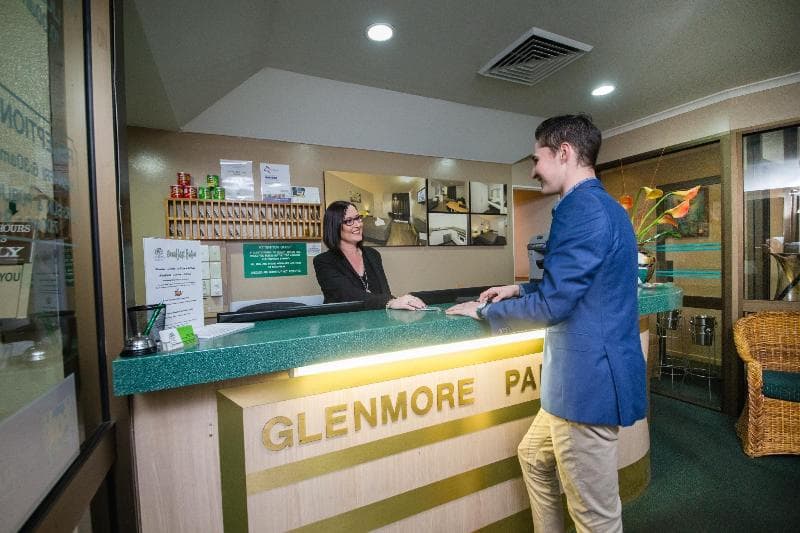 Glenmore Palms Motel photo 1