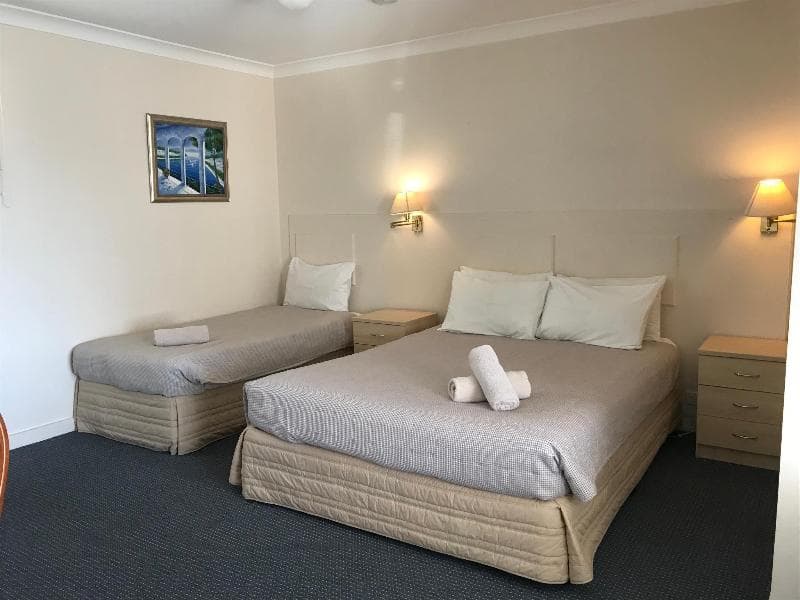 Holiday Lodge Motor Inn main