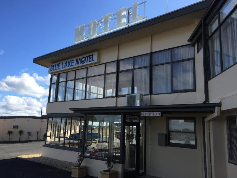 Blue Lake Motel 2