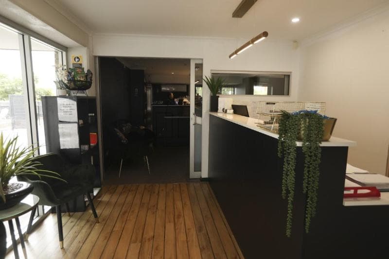 Orana Motel 5