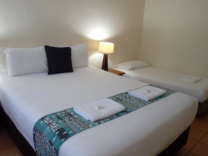 Hotel Lake Central Cairns photo 1