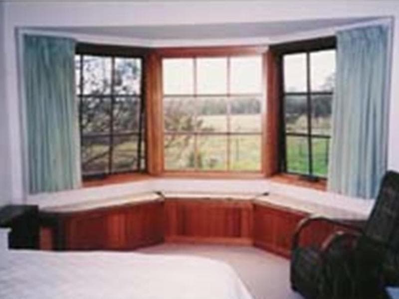 Wind Song Bed & Breakfast 3