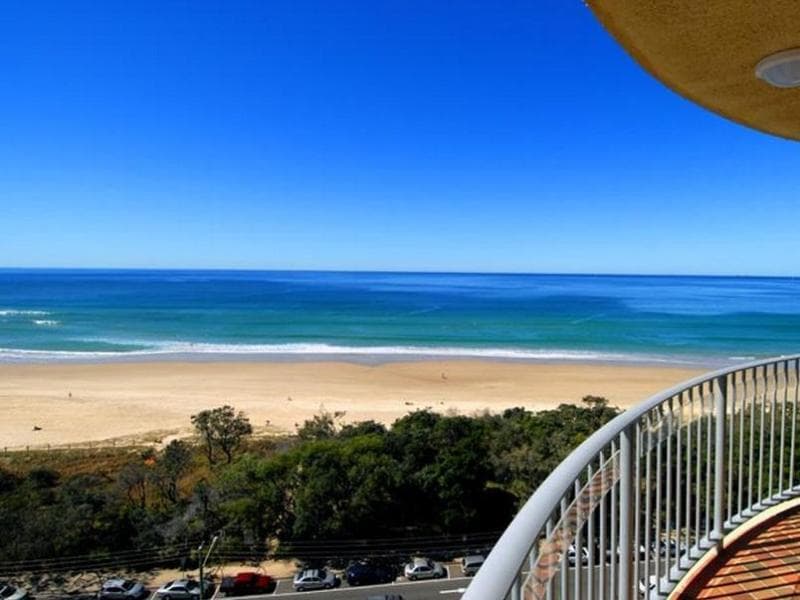 Chateau Royale Beach Resort 5