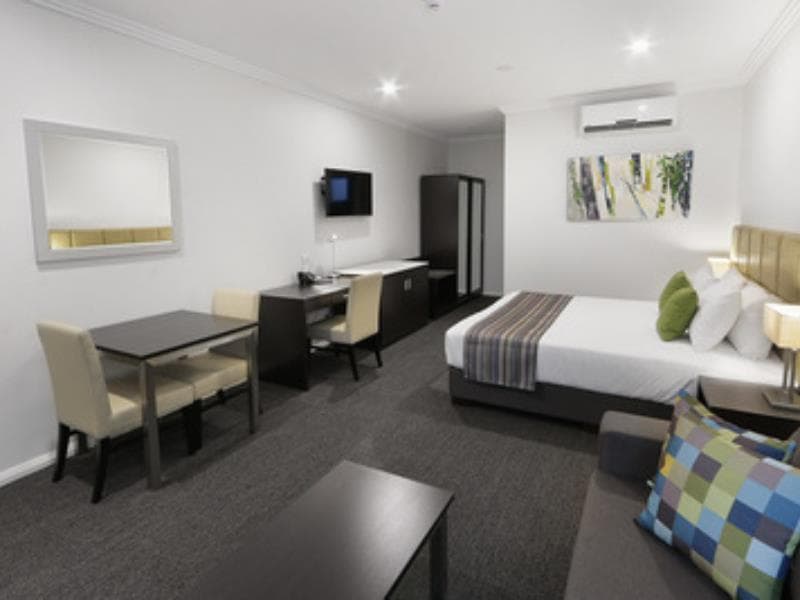 Best Western Plus Bolton On The Park 5