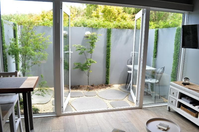 Sailaway Beach House (Adults Only) 4