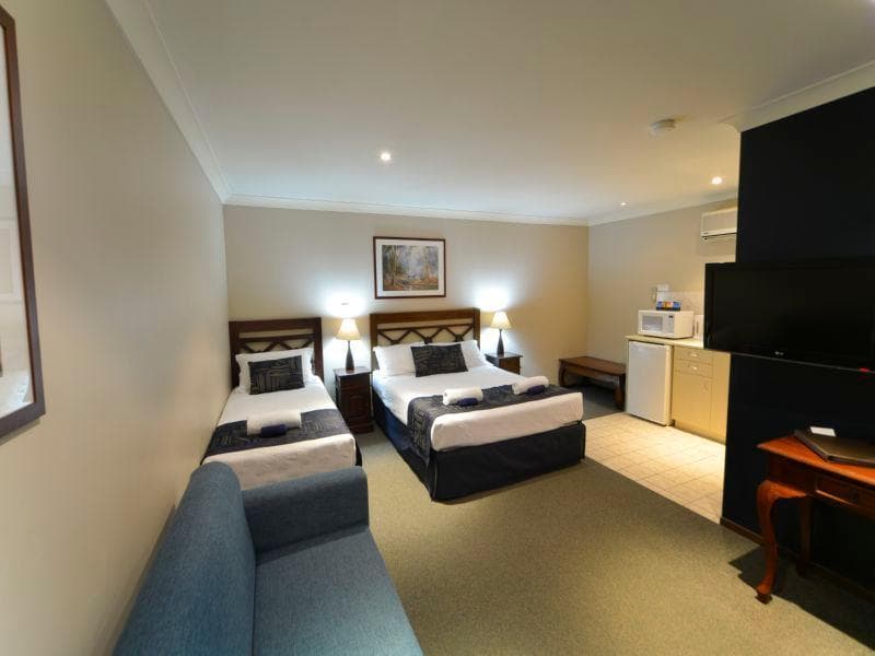 Wattle Grove Motel 4