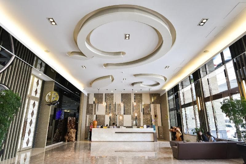 Tsun Huang Hotel 4