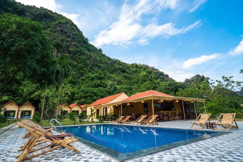 Trang An Retreat main