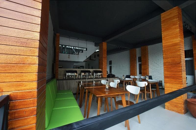 Triizz Hotel Semarang By Royal Singosari (Formerly Faustine Semarang) photo 1