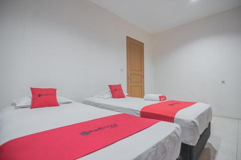 Formerly Reddoorz Plus Lodaya Gunung Geulis Puncak 4
