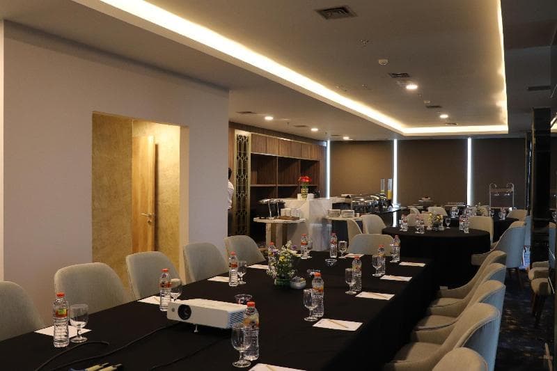 Bigland Hotel Bogor main