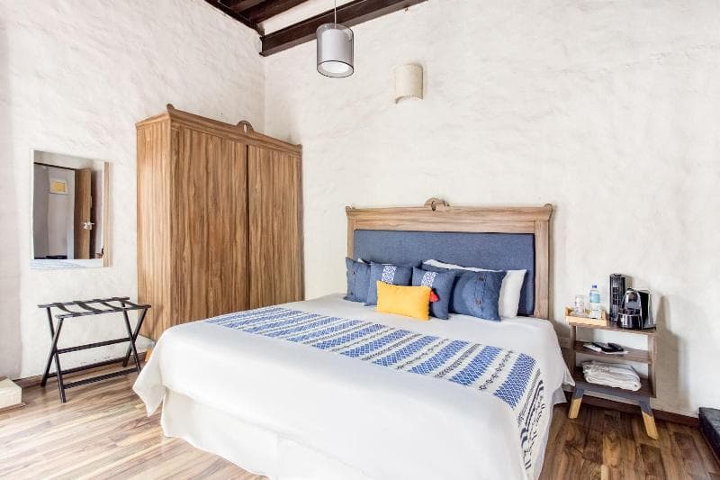 Milagro Hotel 5