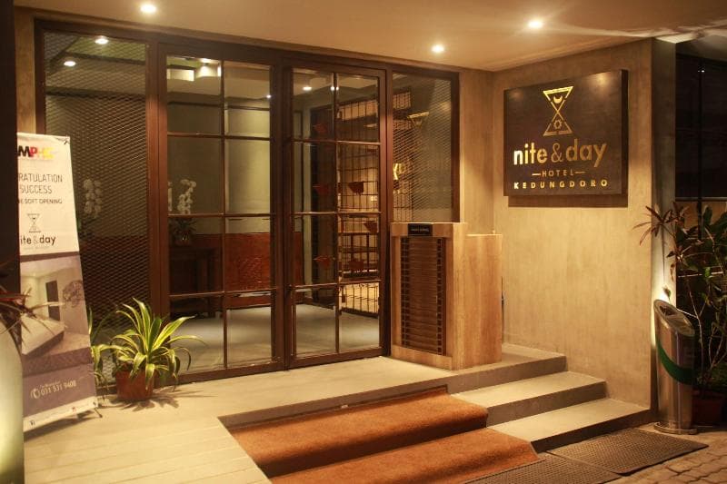 Nite & Day Surabaya Kedungdoro 5