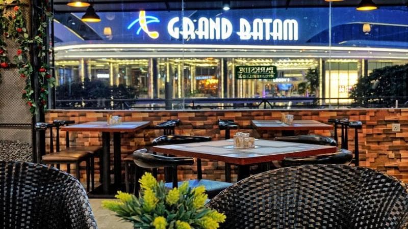 Sovrano Hotel Batam main