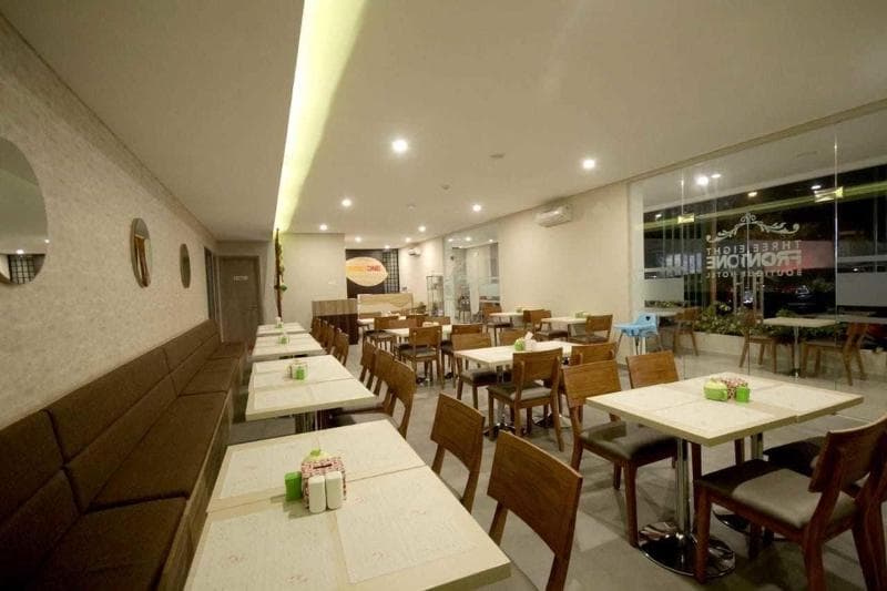 Three Eight Front One Boutique Batu photo 1