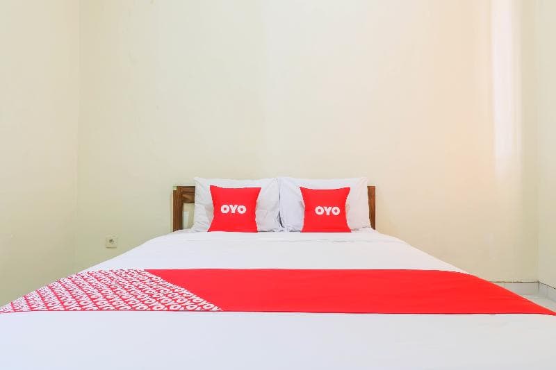 Merthan House By Oyo Rooms (Adults Only) main