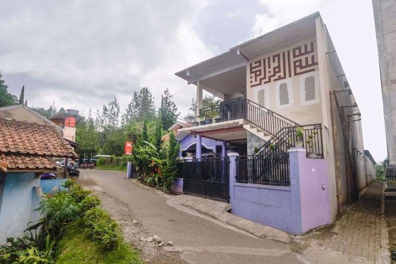 Oyo 2938 Penginapan Bumi Ahsan 102 3
